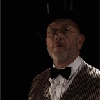 Hannes-wartet-Kopie